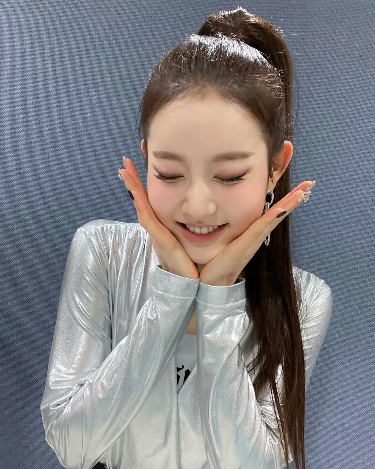 스테이씨 공식 트윗 단체사진+셀카 업뎃