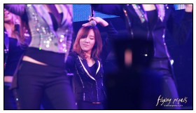 [Fancam] 태연(Girls Generation ) - Mr Taxi @ 121021.GS&콘서트 by flying petals